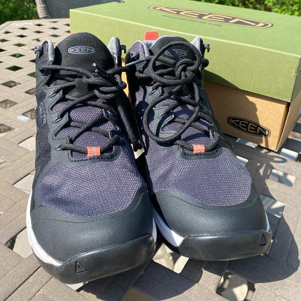 KEEN EXPLORE VENT MID Women's Hiking Trail Shoe Boot 8.5 Black Gorpcore New - Picture 8 of 8